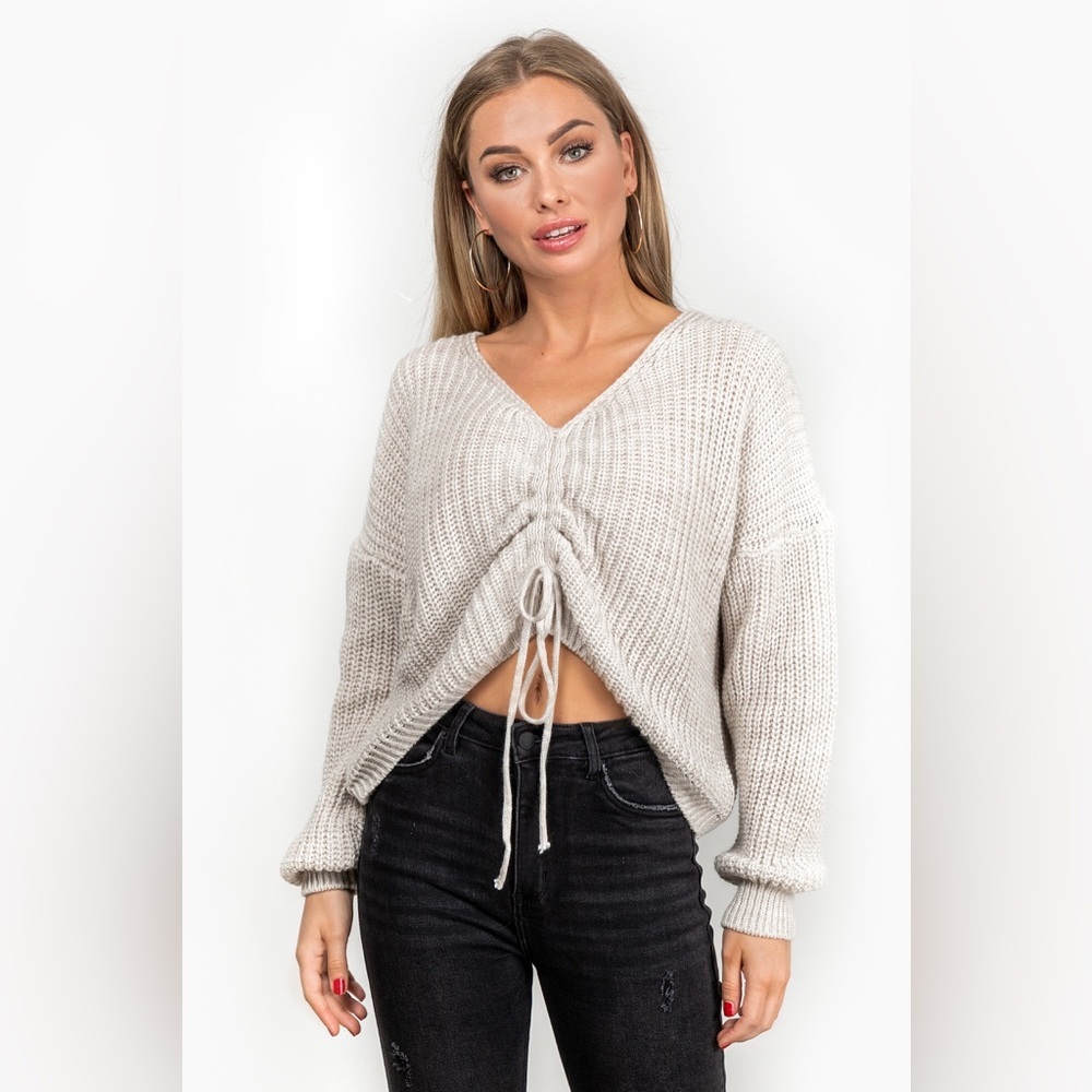 Gathered v-neck cropped sweater - Picture 2 of 3
